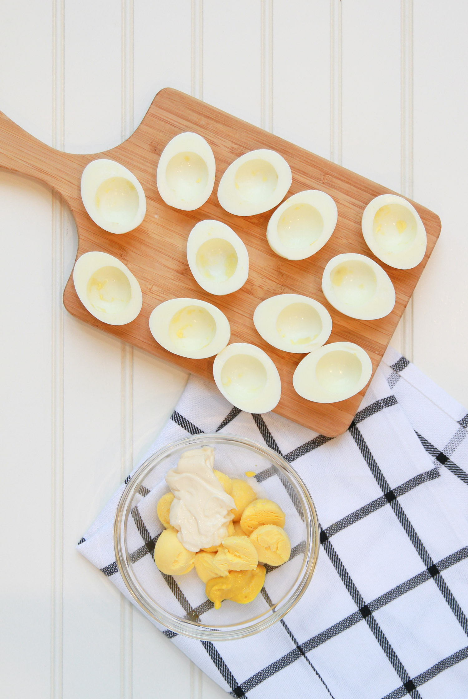 Classic Deviled Eggs Recipe 