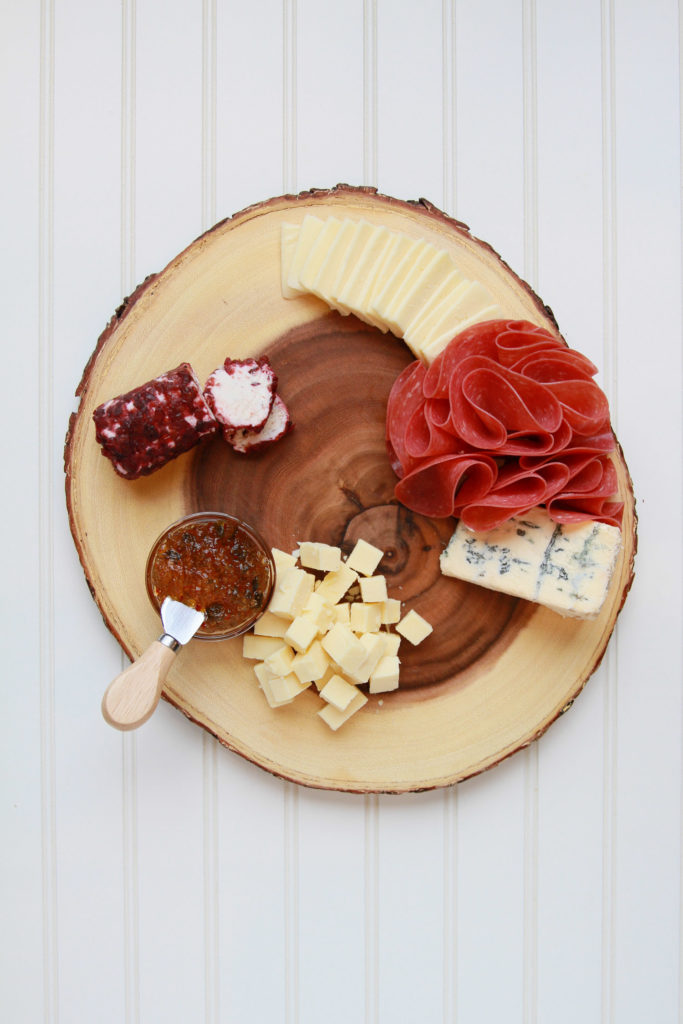 5 Steps to Building the Perfect Holiday Cheese Board_-3 | Hey It's Julay