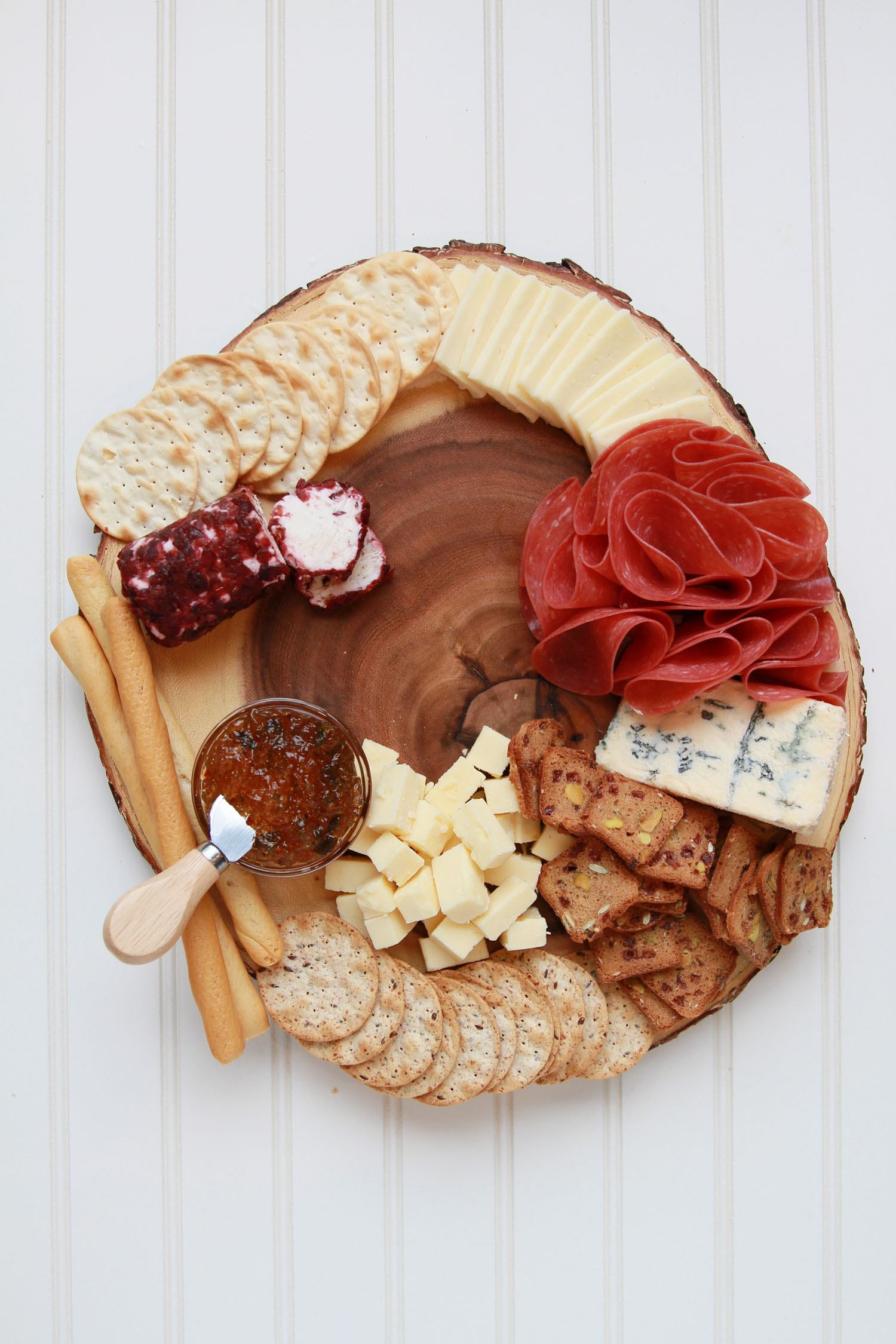 5 Steps to Building the Perfect Holiday Cheese Board