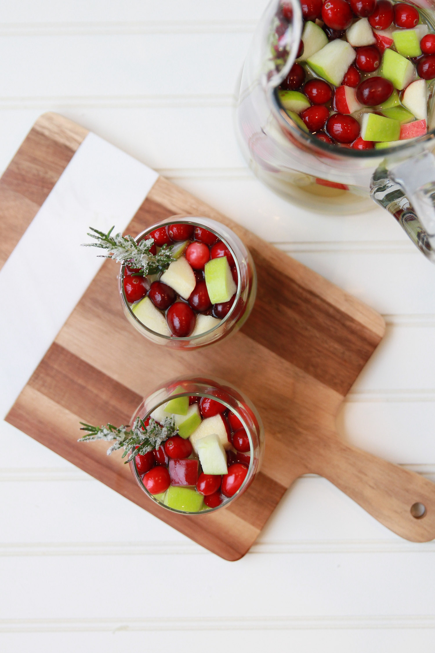 White Holiday Sangria Recipe