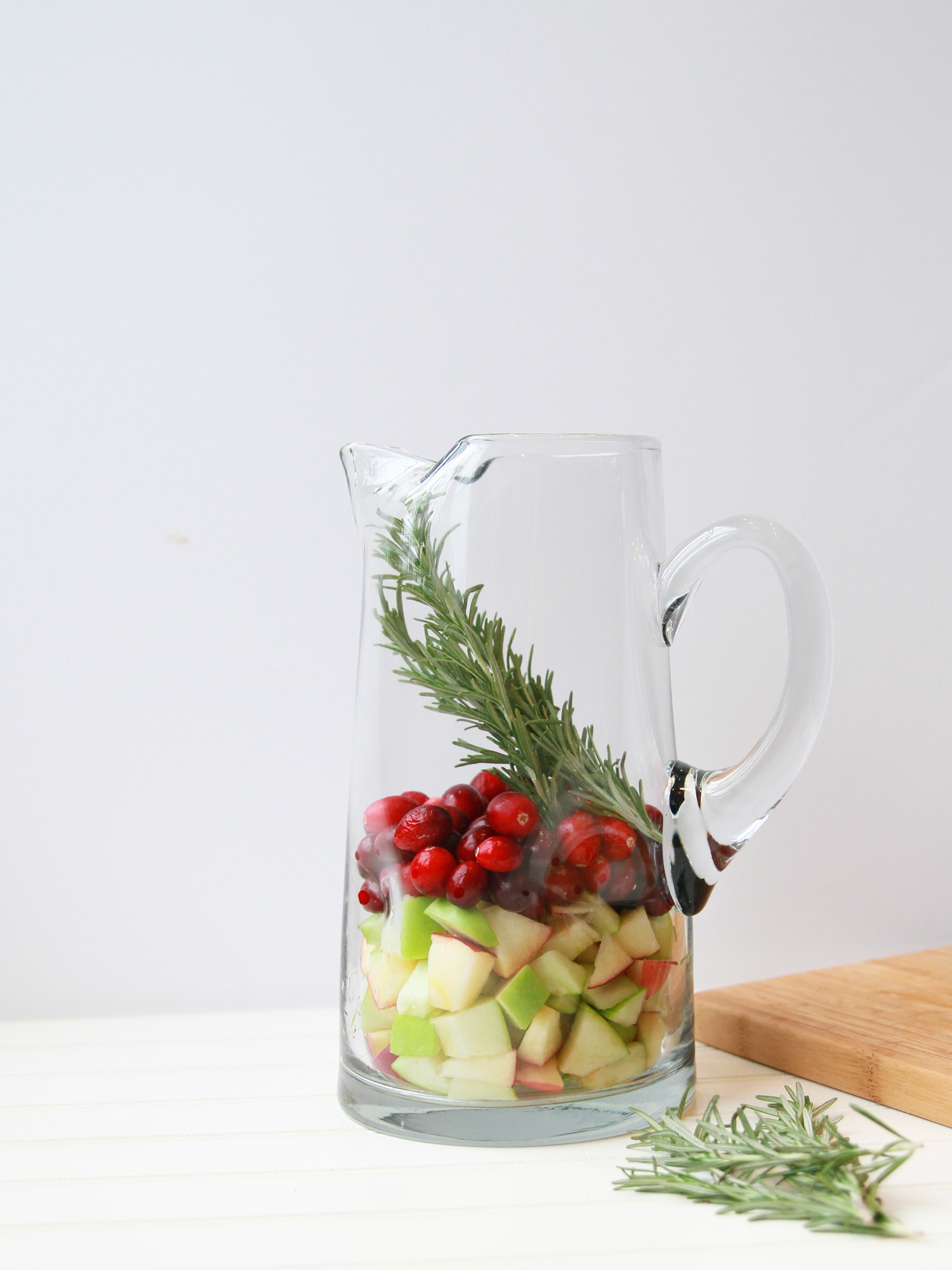 White Holiday Sangria Recipe