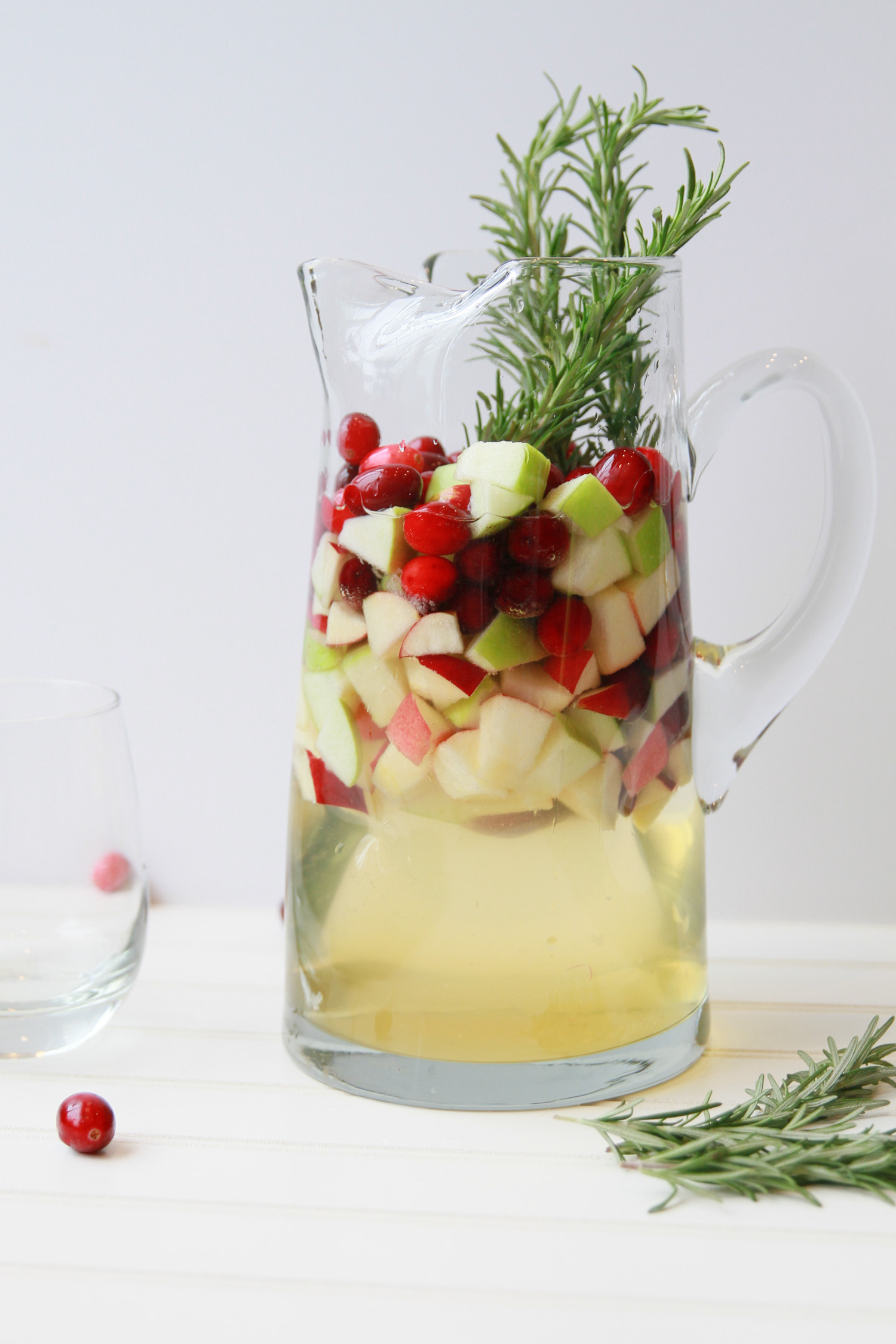 White Holiday Sangria Recipe